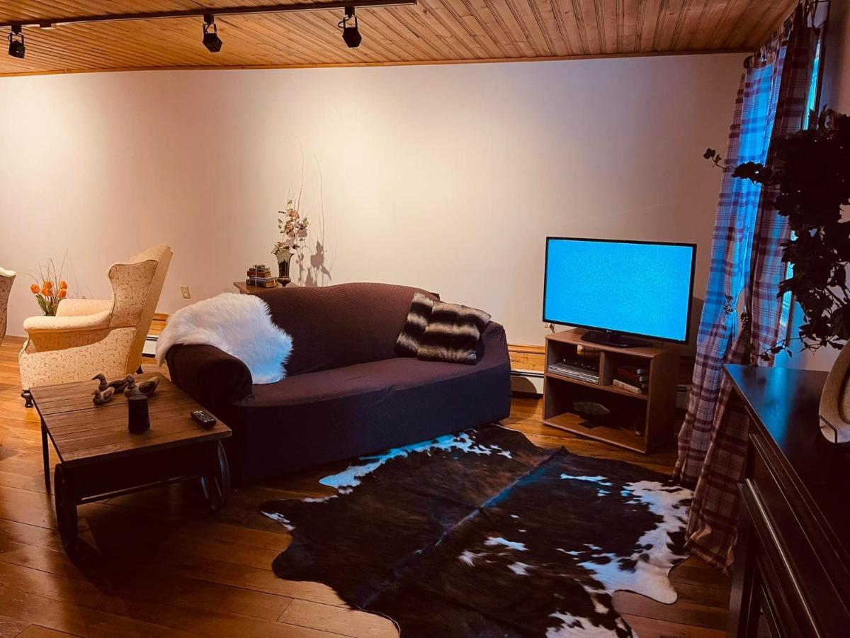 Forest & Lake Pei Bed & Breakfast Murray Harbour Экстерьер фото