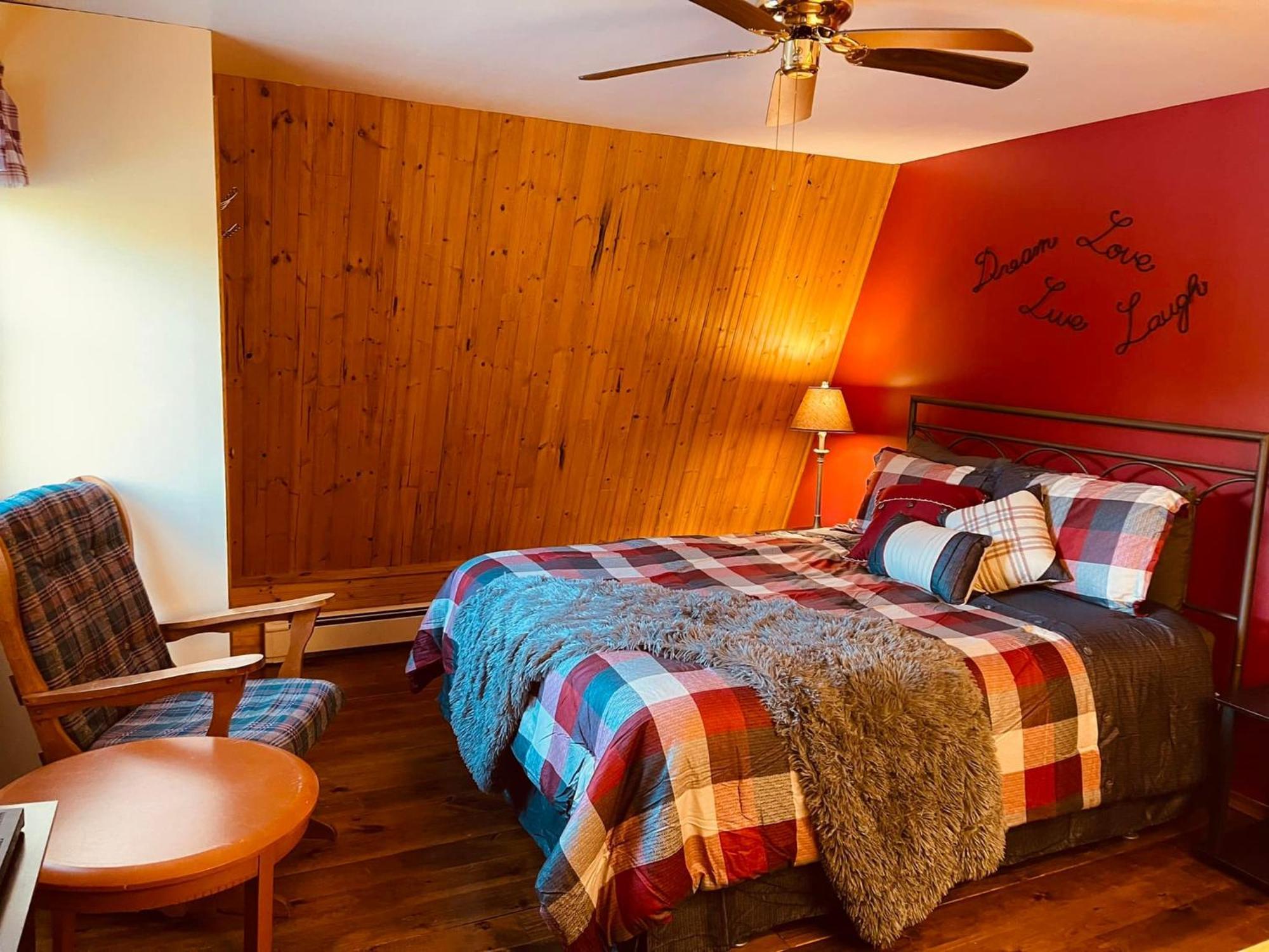 Forest & Lake Pei Bed & Breakfast Murray Harbour Экстерьер фото